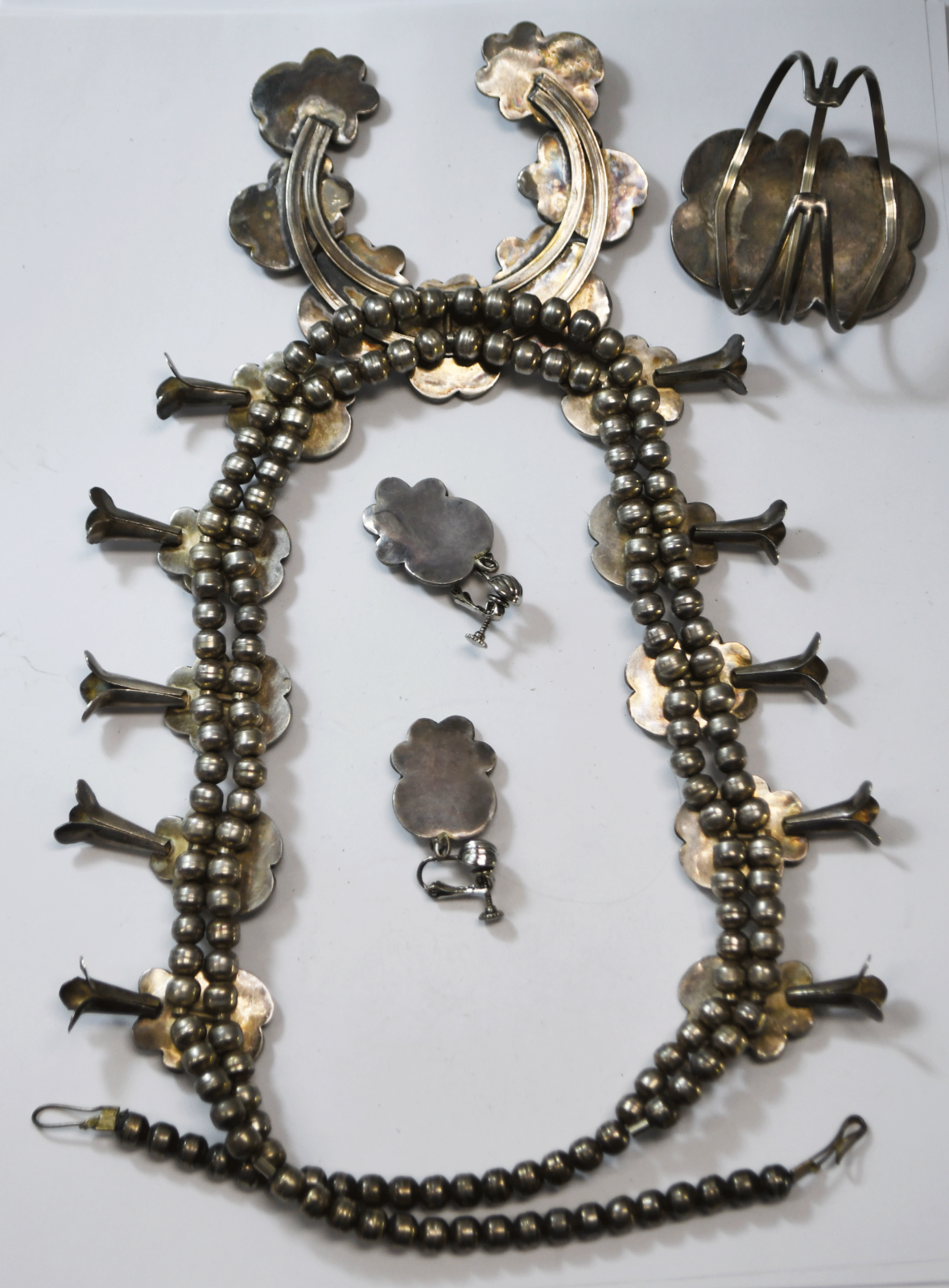 Coin Silver 26" Squash Blossom 3-5/8" Naja MOP 47mm Earrings 54mm Cuff Bracelet