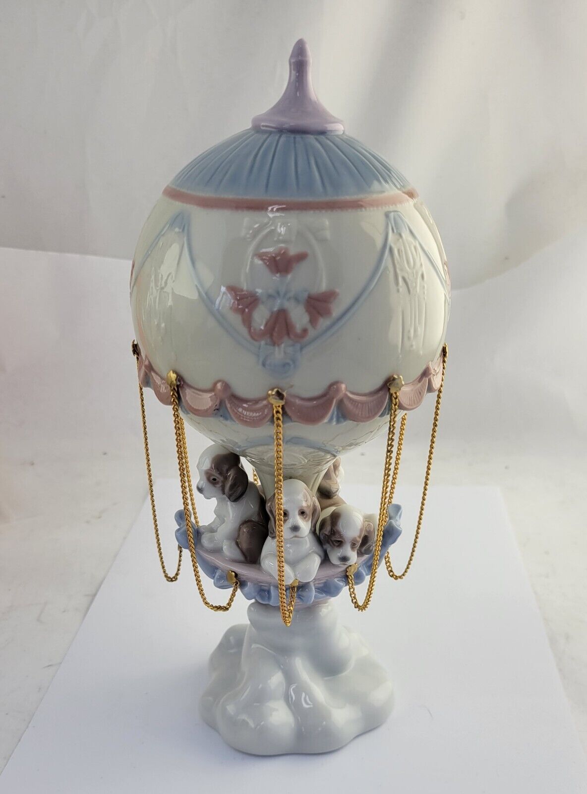 1997 Lladro #6524 “Up And Away” With Puppies Figurine Spain Hot Air Balloon