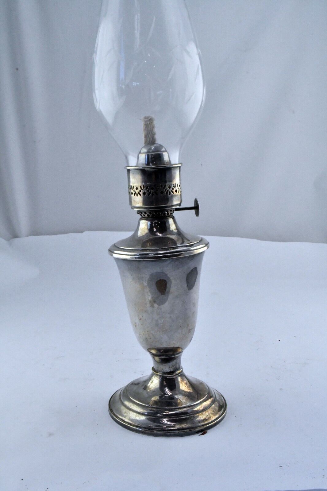 17" Vintage Gorham Silver Plate Kerosene Lamp with Glass Hurricane #YC490