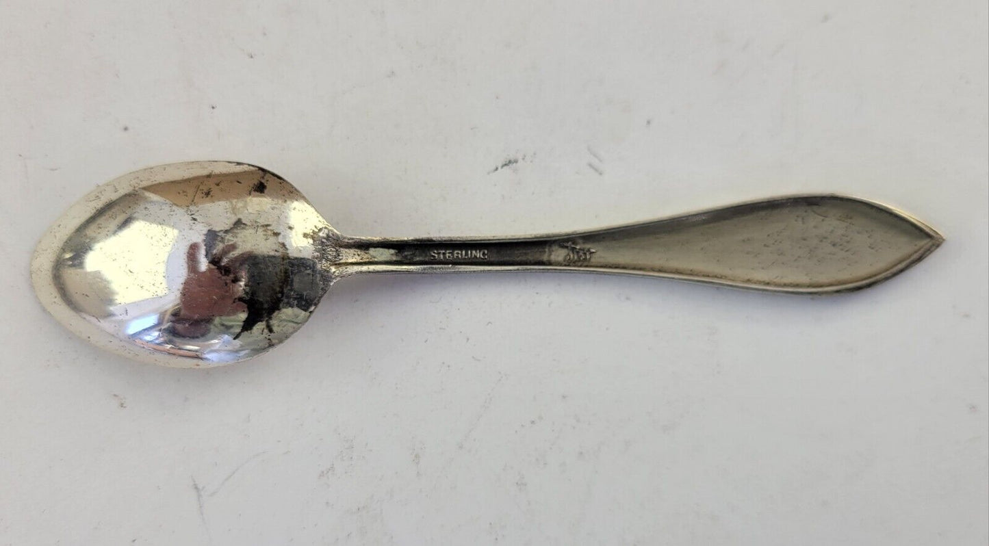 1962 Seattle World's Fair Sterling 4 1/4" Souvenir Spoon Space Needle .39oz.