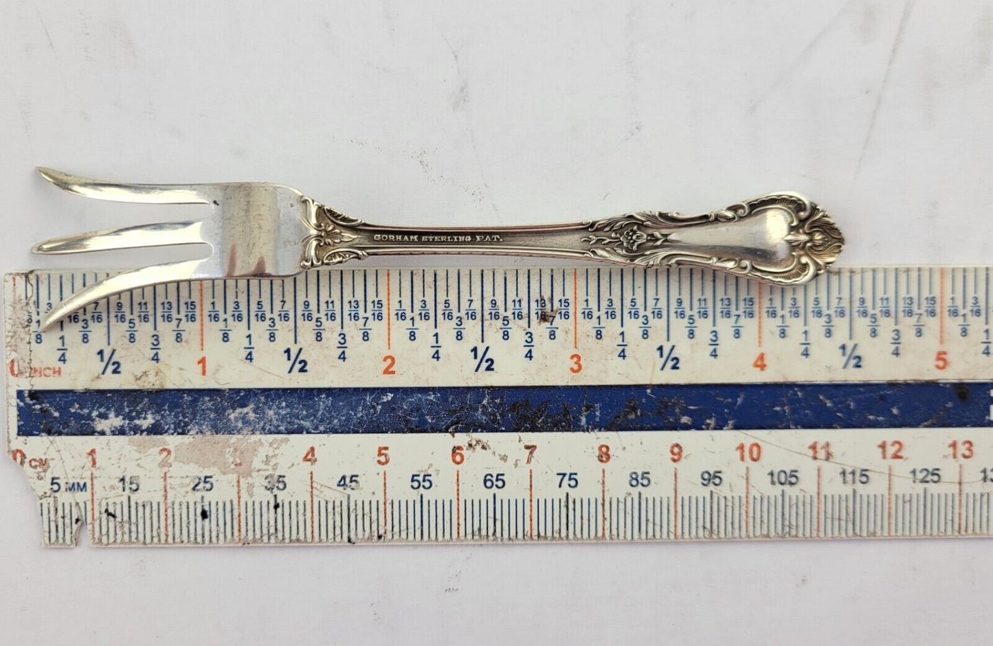King Edward By Gorham Sterling Silver Lemon Fork - 4 3/8"  No Mono .45oz.