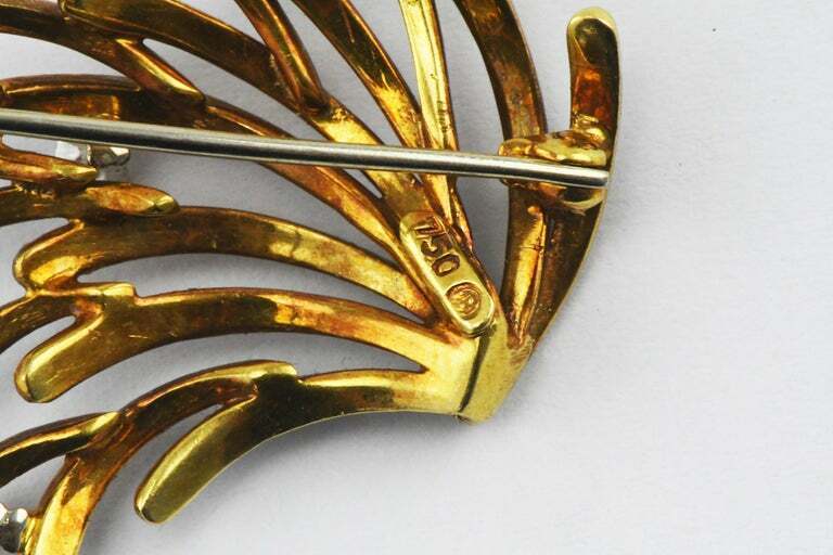 Vintage Signed 18 Karat Gold Rays Pin Brooch with Diamond Accents Matte Finish