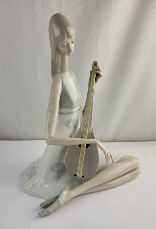 Lladro Sitting Girl With Guitar Mandolin Figurine Porcelain Spain Matte 10" Tall