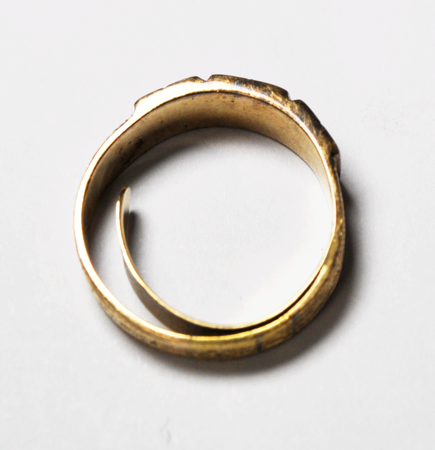 18k Yellow Gold Antique Birmingham circa 1796 Wedding Band Ruby Diamond Ring