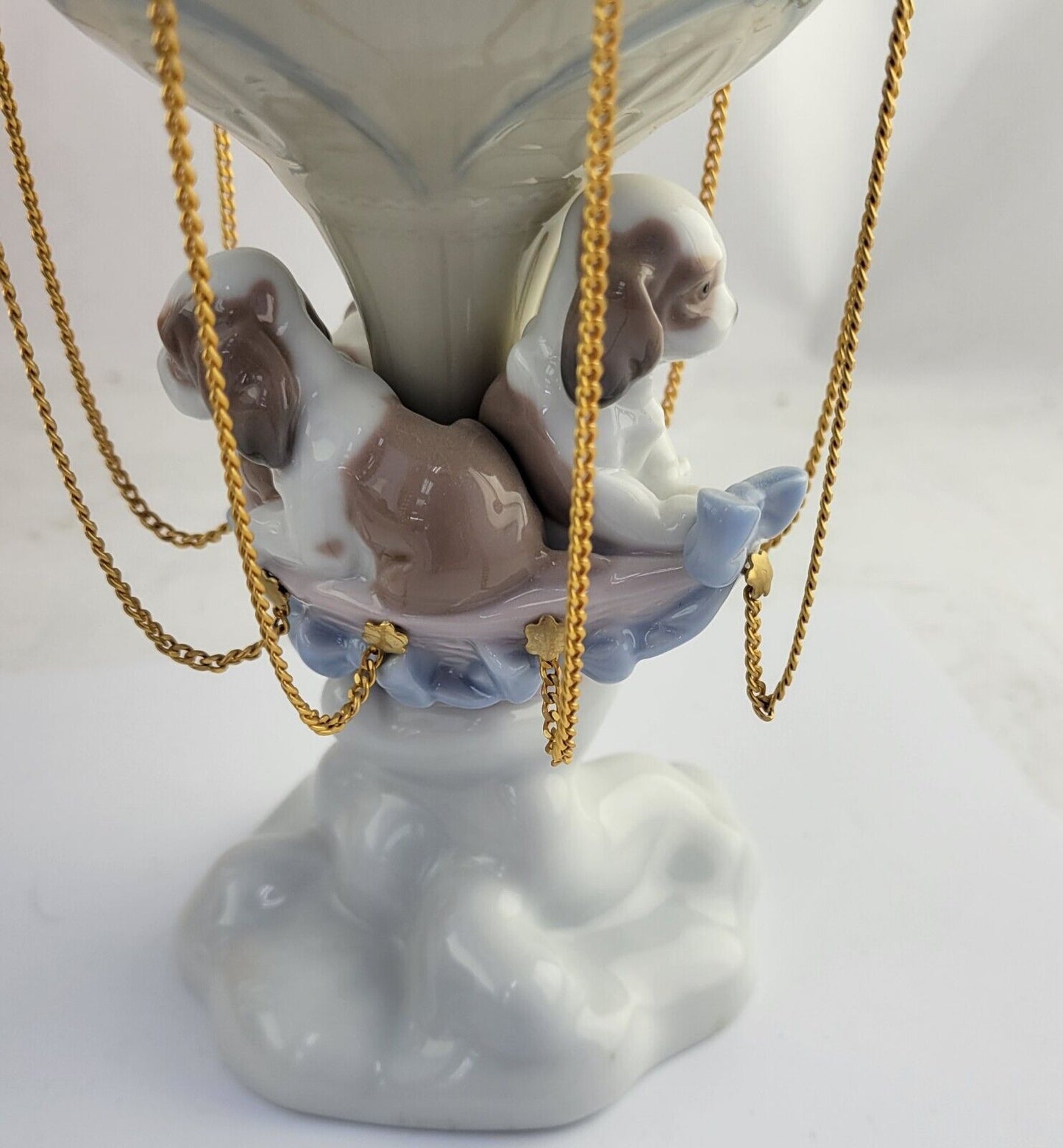 1997 Lladro #6524 “Up And Away” With Puppies Figurine Spain Hot Air Balloon