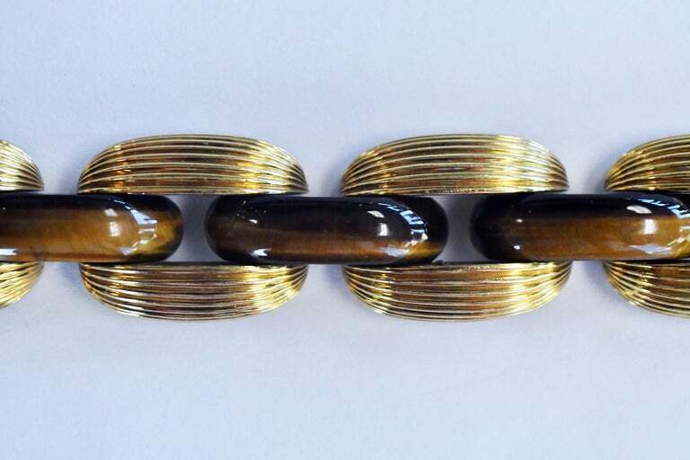 Vintage Louis Fiessler 18k YG Carved Tigers Eye Link Bracelet Germany 22mm