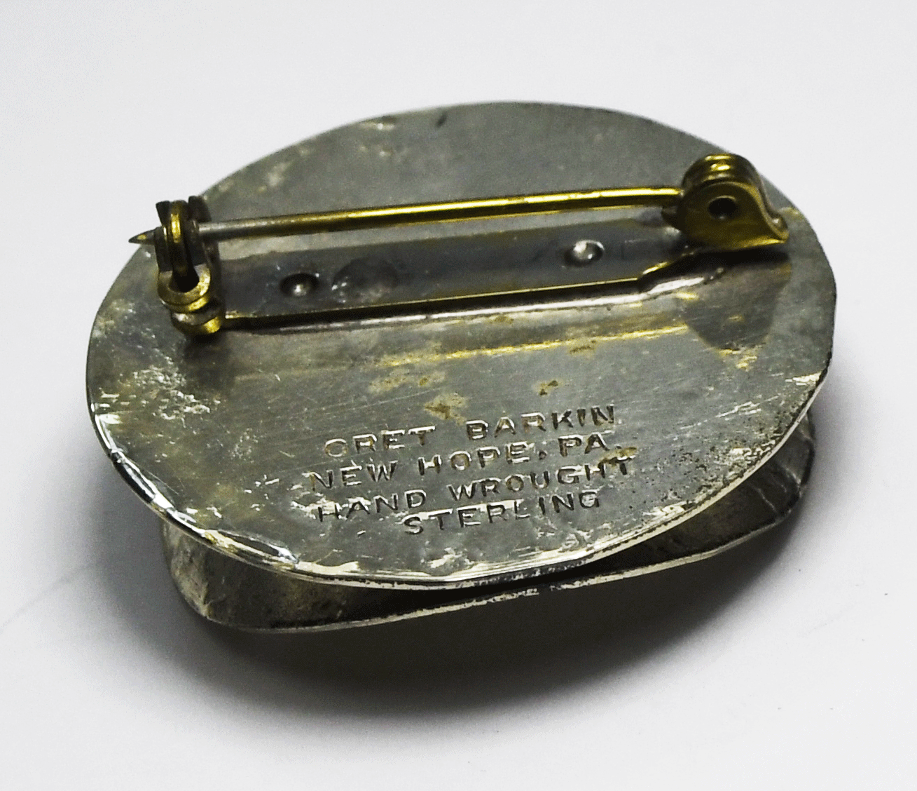 Sterling Silver Gret Barkin Handwrought Round Scroll Brooch Pin 32mm