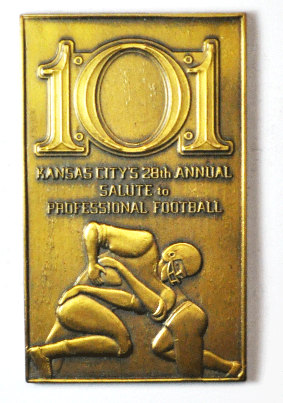 NFL  28th Salute Football KC 1997 Barry Sanders Terrell Davis 1-3/4 x 3"