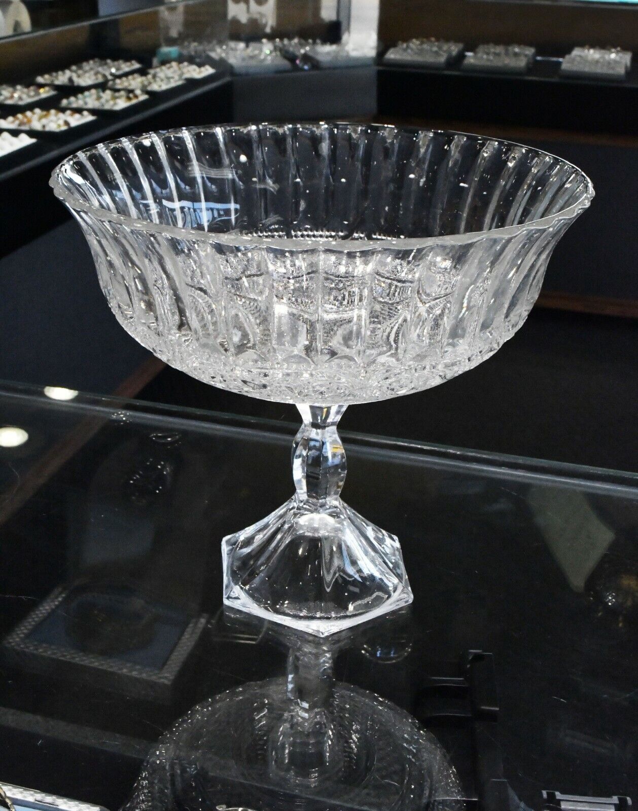 Vintage Style Molded Glass Stemmed Footed Centerpiece Fruit Bowl 6 3/4" Tall