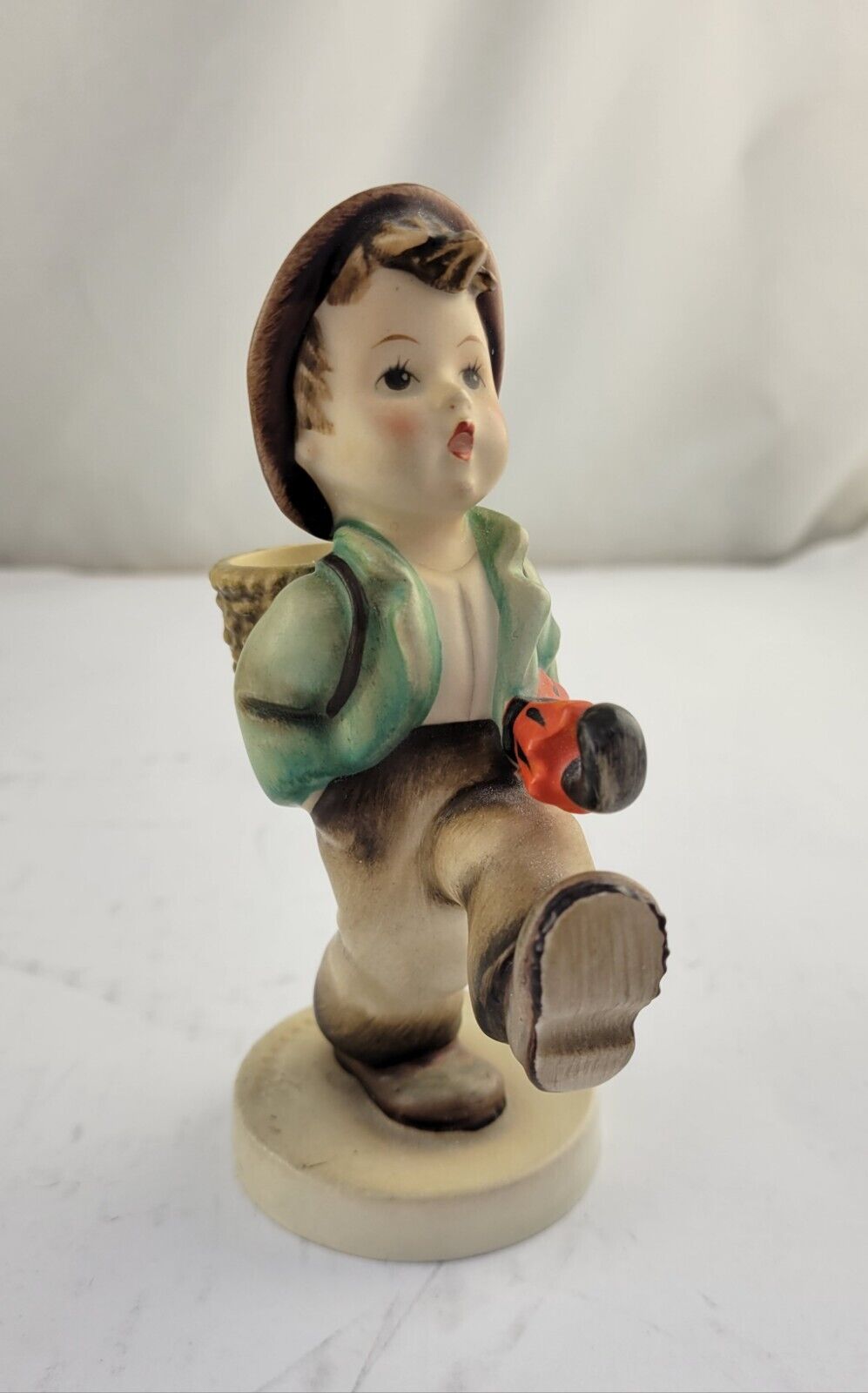 Goebel W. Germany 5 1/8" M.I. Hummel 79 Globe Trotter Figurine TMK 2