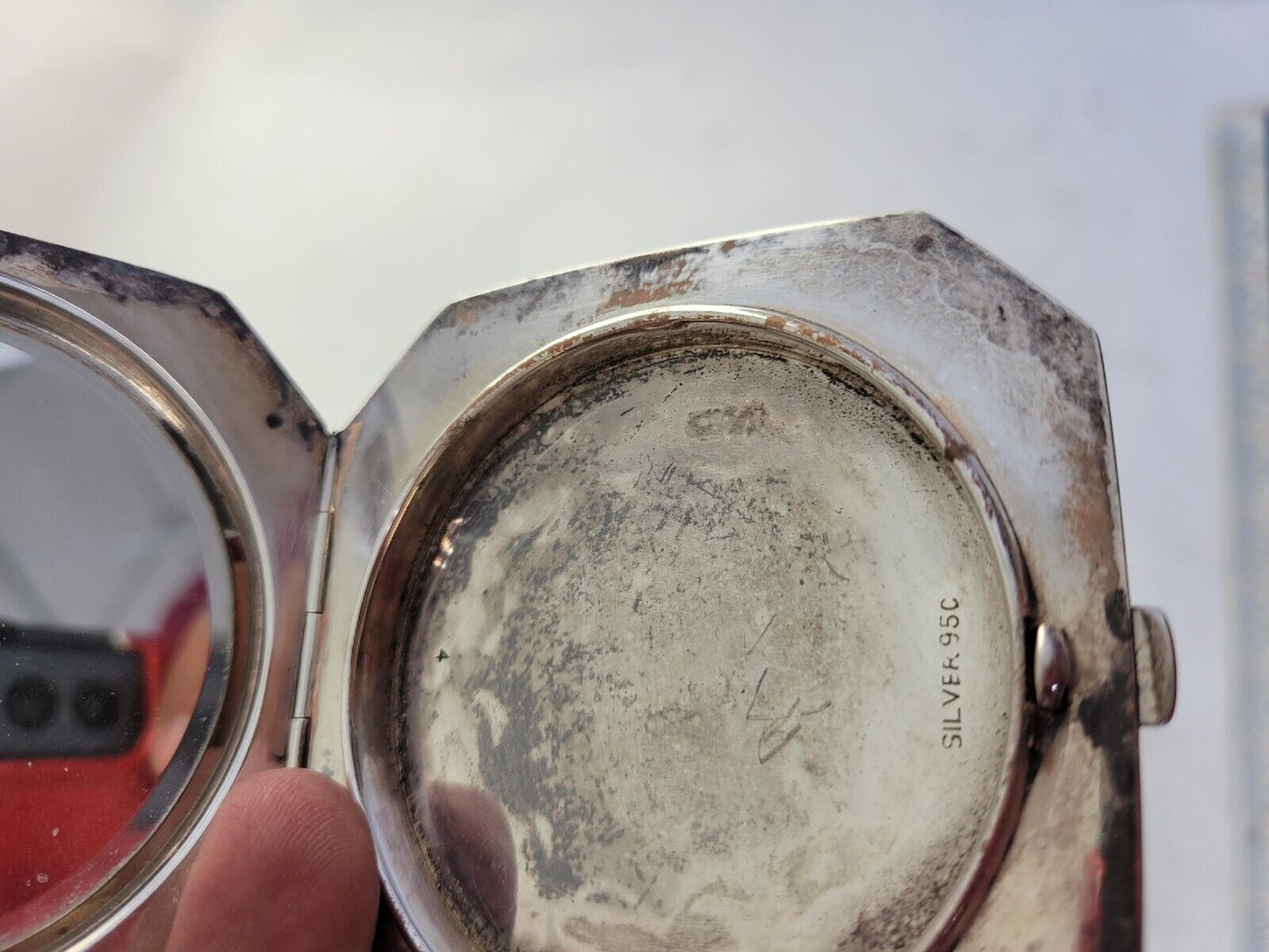 950 Sterling Silver 2 7/8" Octagon Mirror Make-Up Compact Hand Chased