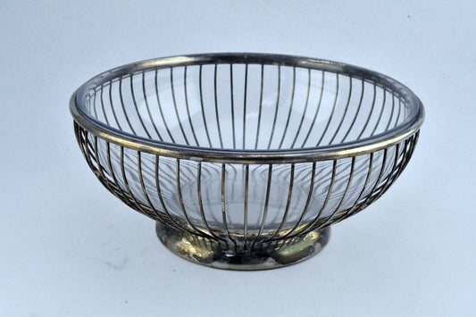 Vintage PM Italy Silver Plate Bread Basket with Plastic Clear Insert 8" x 3 1/4"