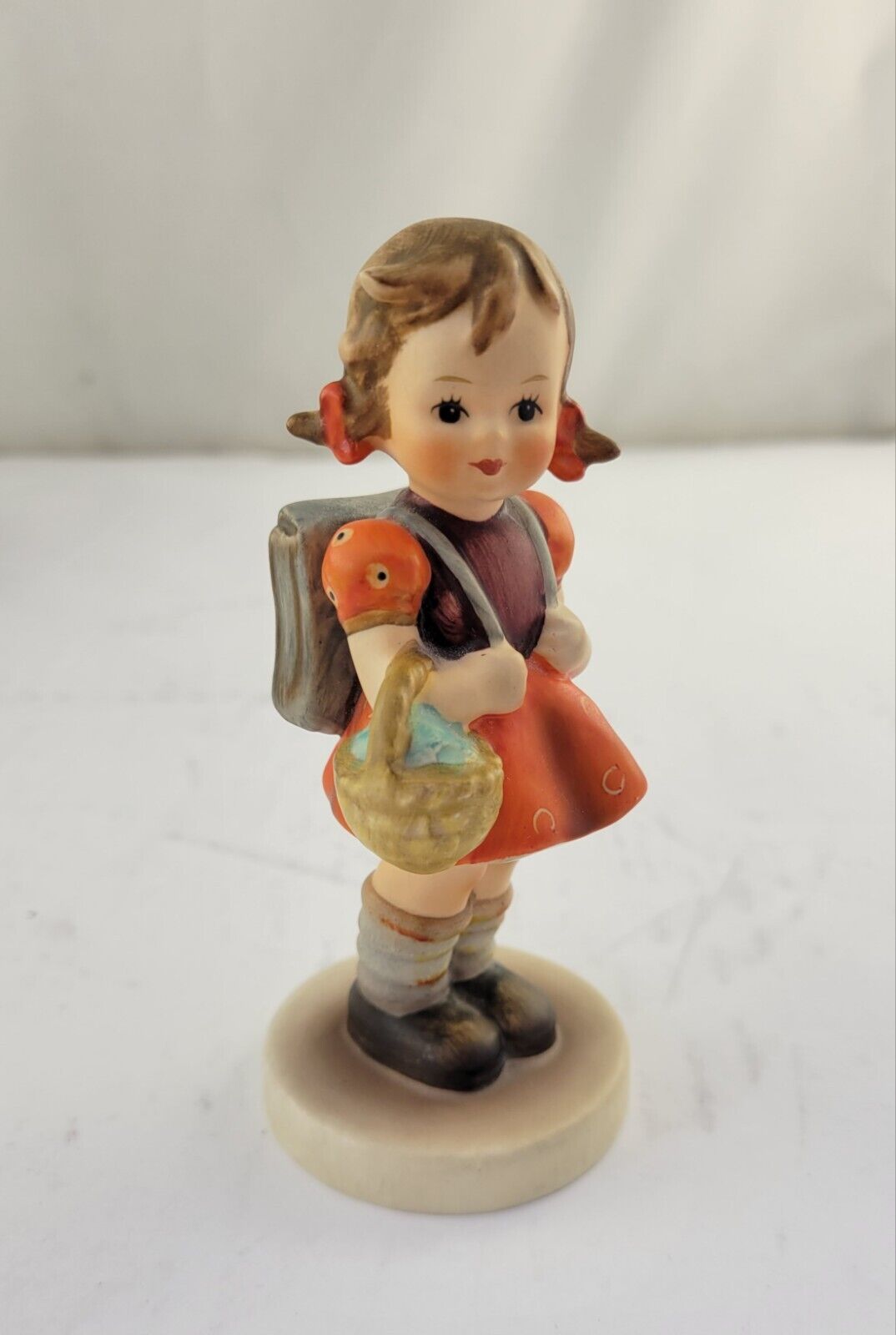 M.J.Hummel 81/2/0 School Girl 4 1/4" Tall Girl with Basket and Backpack TMK 3