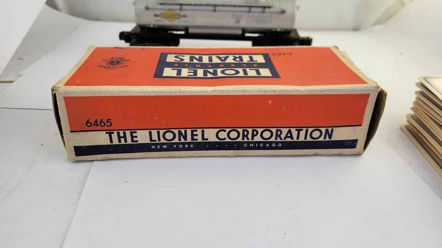 Lionel  6465 Sunoco 2 Dome Oil Tank Car Postwar Train w/Original Box Gauge O