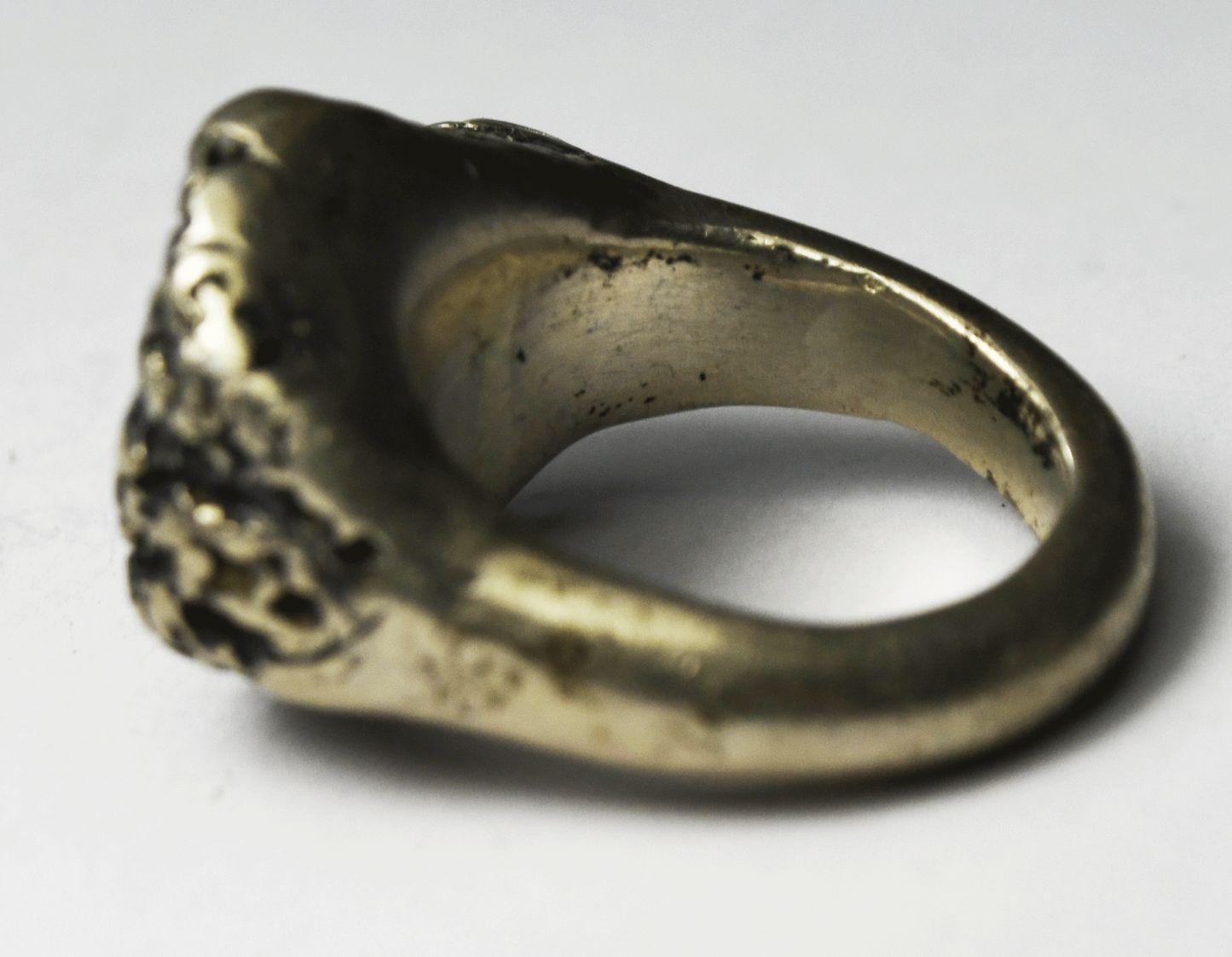 Sterling Silver Heavy Sand Cast Apricot Agate Brutalist Ring 17mm Size 4-1/2