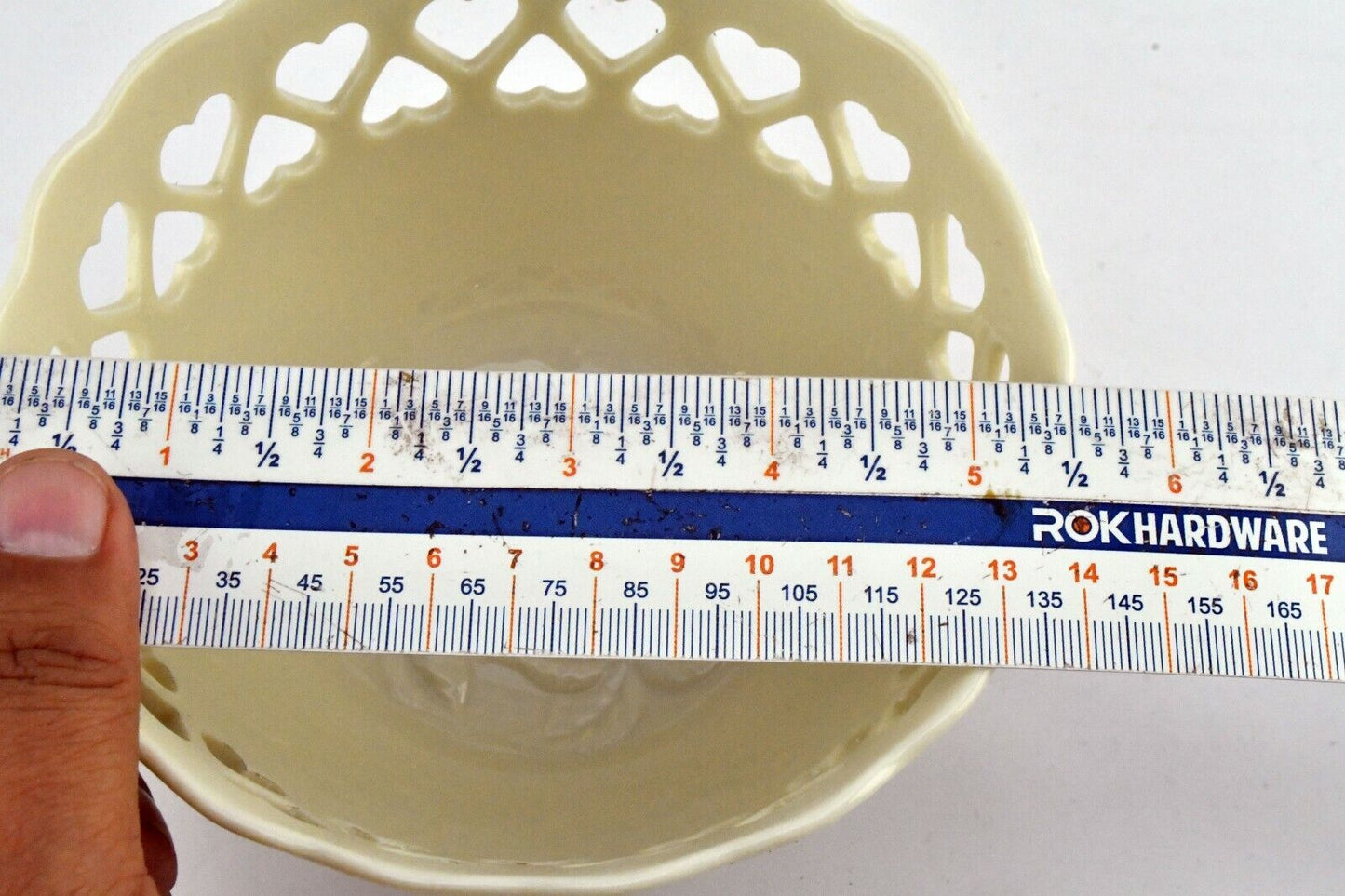 Lenox Porcelain Heart Collection Pierced Heart Bowl 3 1/8" tall x 5 1/2" wide