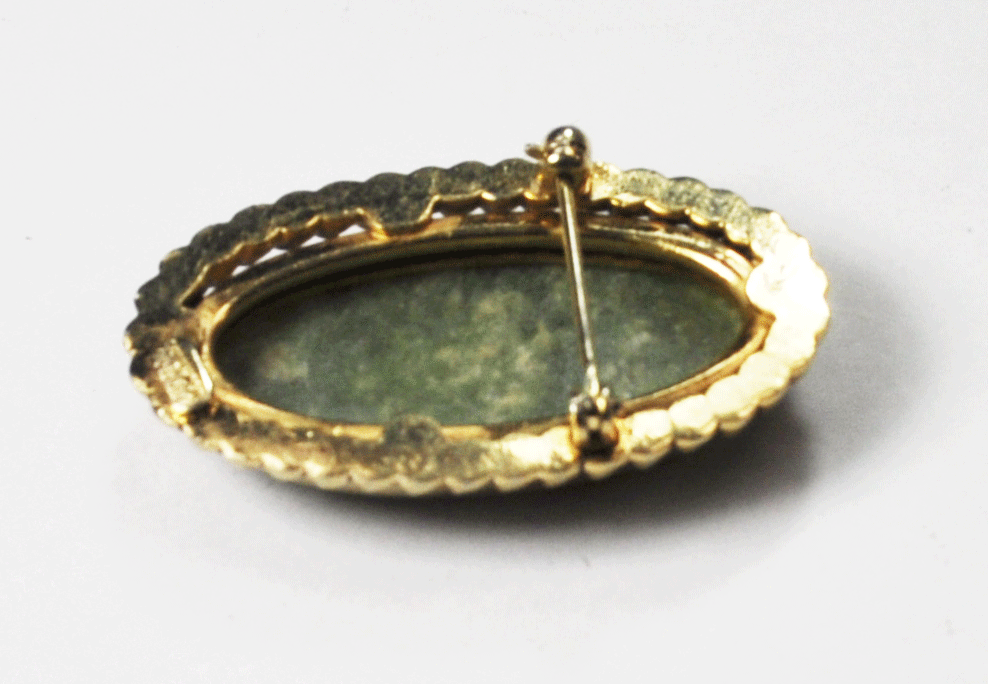 Catamore Gold Filled Green Jade Brooch Pin 37mm x 22mm