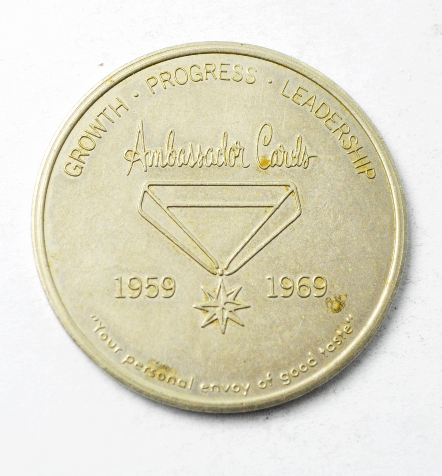 Ambassador Cards 1959-69 Growth Leadership Nil Carborundum Illegitmo 34mm Medal