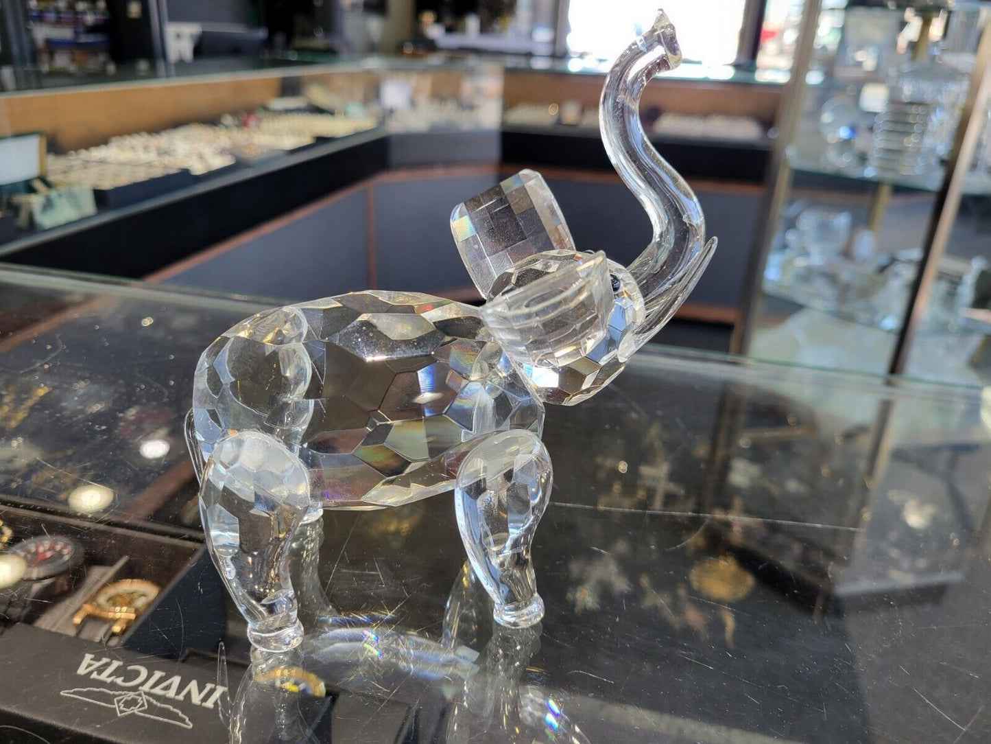 Godinger Shannon Crystal Elephant Sculpture #2533 Figurine 6" Tall Good Luck