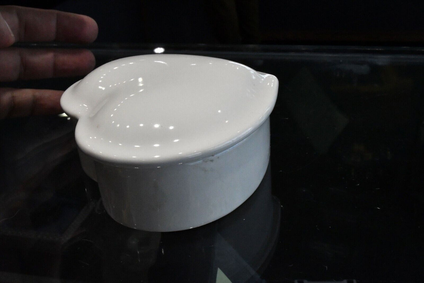 Vintage Heart Shaped White Ceramic Jewelry Ring Box 4 1/4" Wide x 2" Deep