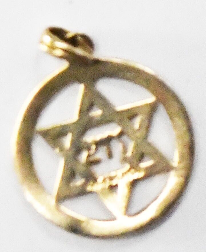 10k Yellow Gold Esemco Star of David Jude Round Charm 15mm