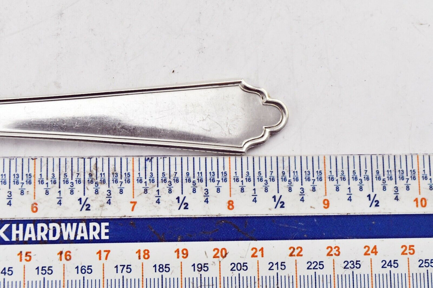 William & Mary by Lunt Sterling Silver Vegetable 8 5/8" Serving Spoon 2.1 oz.