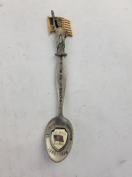 Vintage STATUE OF LIBERTY CENTENNIAL CELEBRATION 1886-1986 SOUVENIR SPOON FLAG
