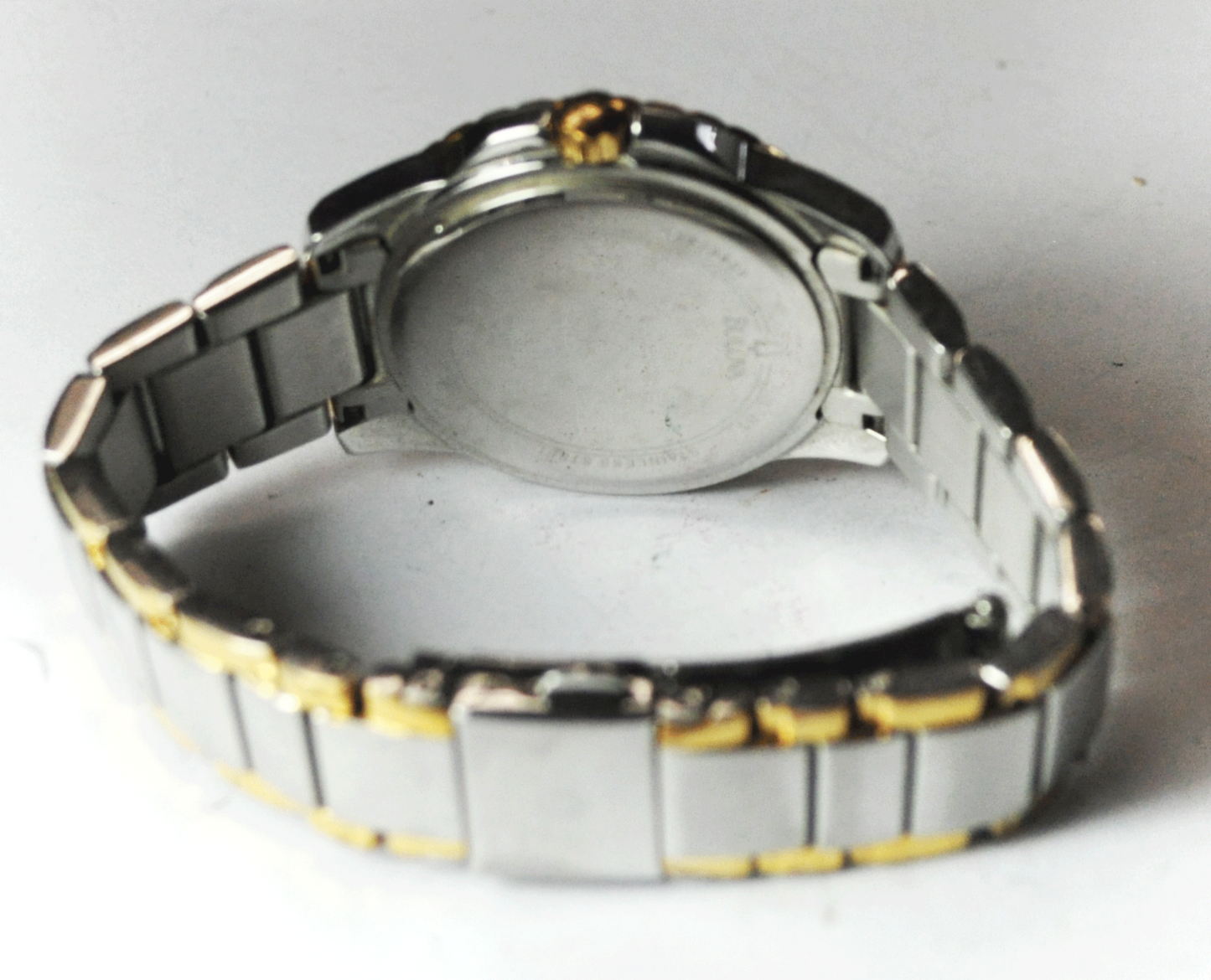 Women's Bulova 4601018 White & Rose Quartz 33mm Wristwatch Diamond Dial