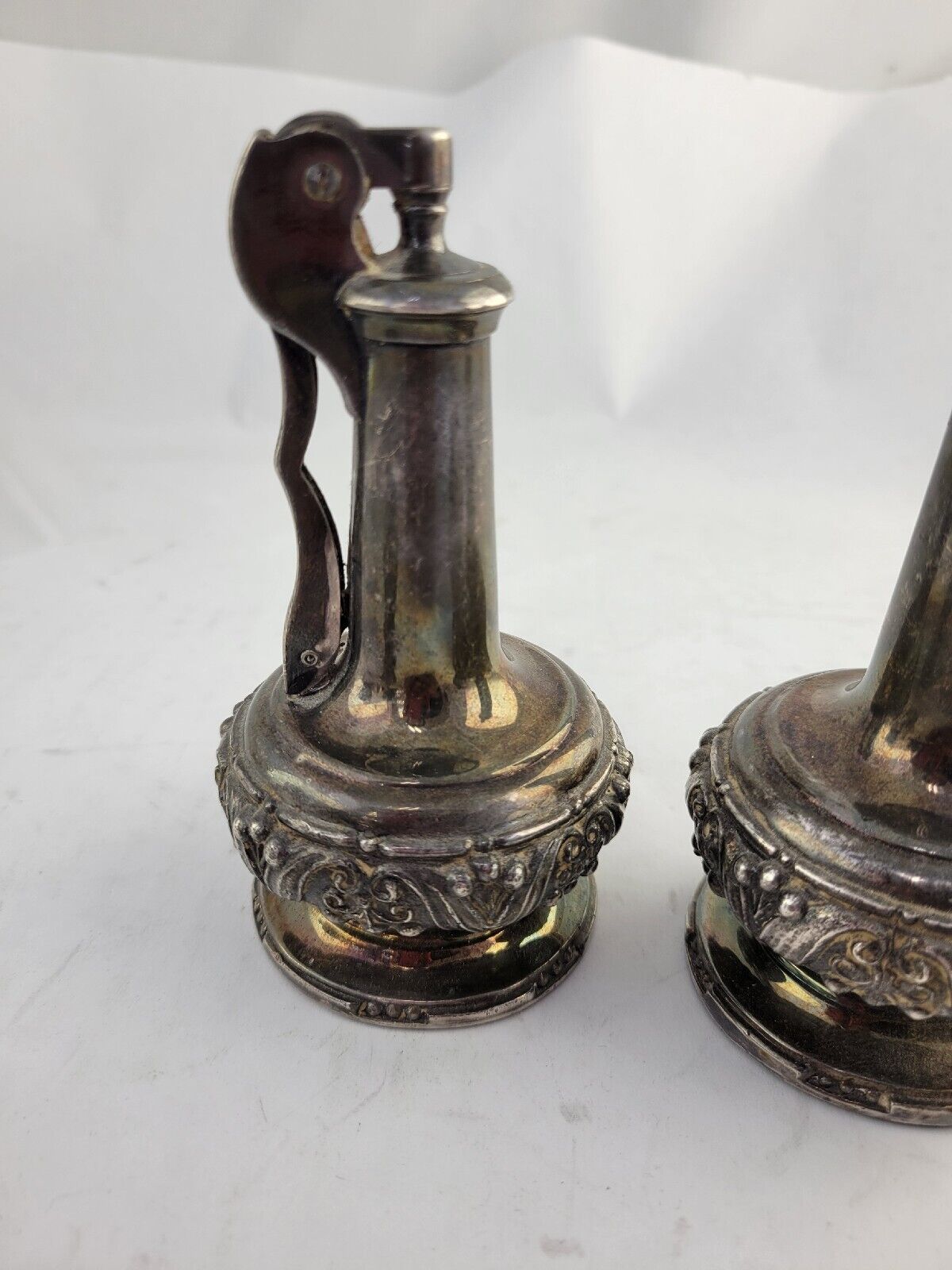 2 Pairs of Collectible Silver Plated Ronson Crown & Decanter Table Lighters