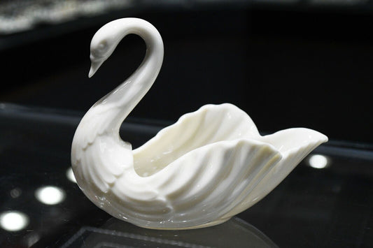 Vintage Off White Lenox Porcelain Swan Dish 5" x 3 1/2" Made in USA