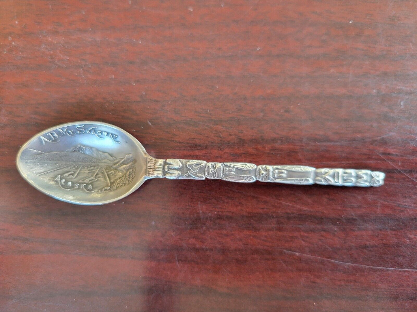 A.B. Mt. Skagway Alaska Antique Sterling 3 3/4" Souvenir Spoon Totem Pole .19oz