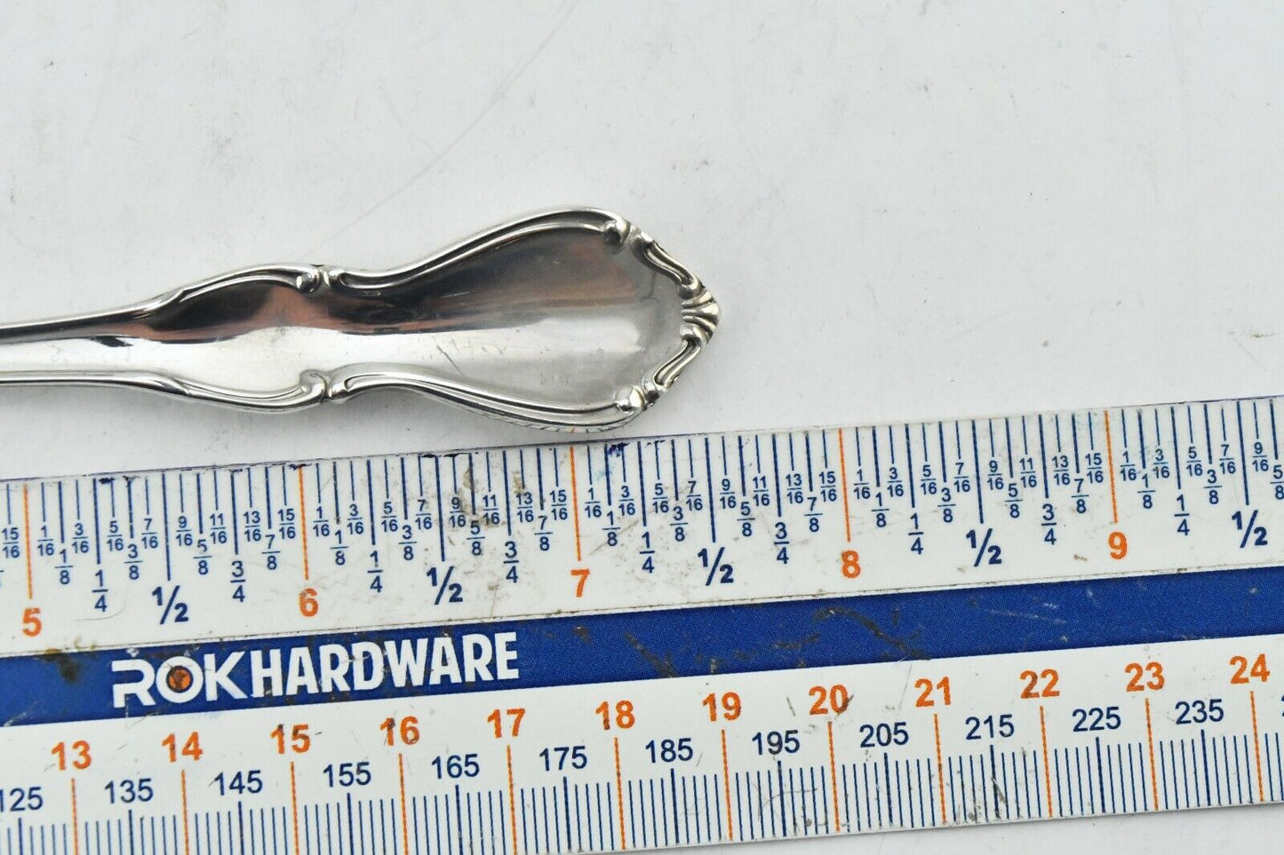 Hampton Court by Reed & Barton Sterling Silver 7 1/2" Place Dinner Fork 1.6oz.