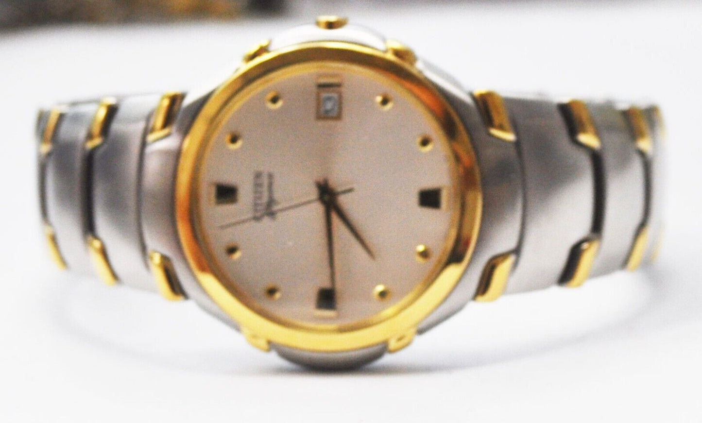 Men's Citizen Elegance Signature Two Tone S66137 Stainless Steel 35mm w Box