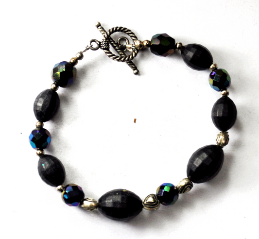 Silver Plate Oval Black Bead Heart Prism Toggle Bracelet 11mm 7-1/2"