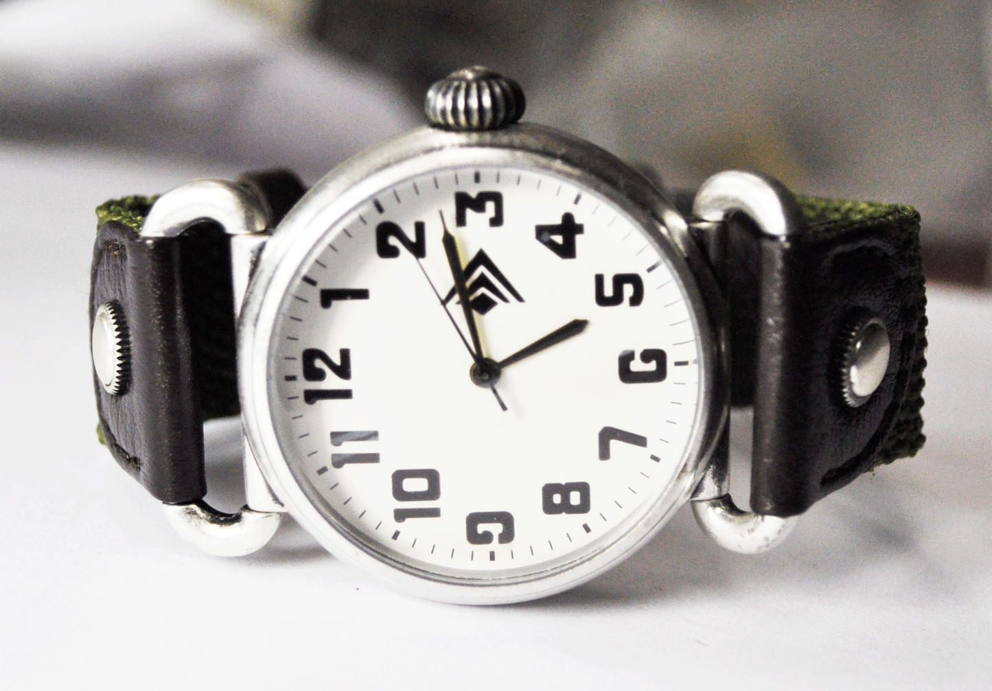 Silpada 40mm Stainless Steel Water Resistant Quartz White Dial Rare