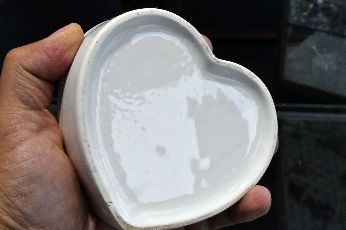 Vintage Heart Shaped White Ceramic Jewelry Ring Box 4 1/4" Wide x 2" Deep