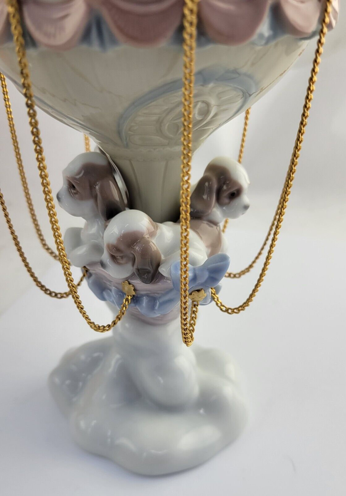 1997 Lladro #6524 “Up And Away” With Puppies Figurine Spain Hot Air Balloon