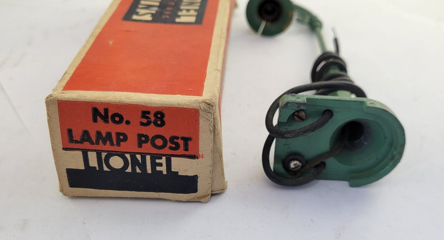 Pre-War Lionel #58 "Gooseneck" Lamp Post, Green With Box
