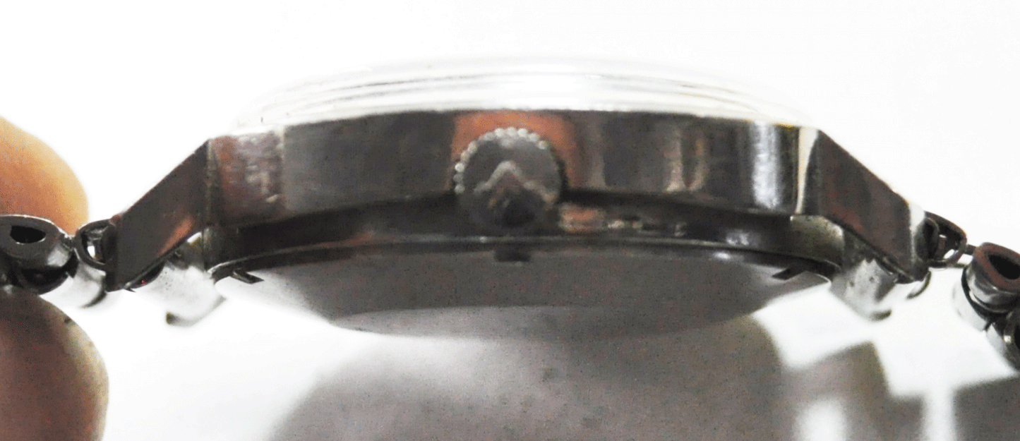 Vintage Wittnauer Automatic Day Date D11KAS-1 Wristwatch 36mm Stainless