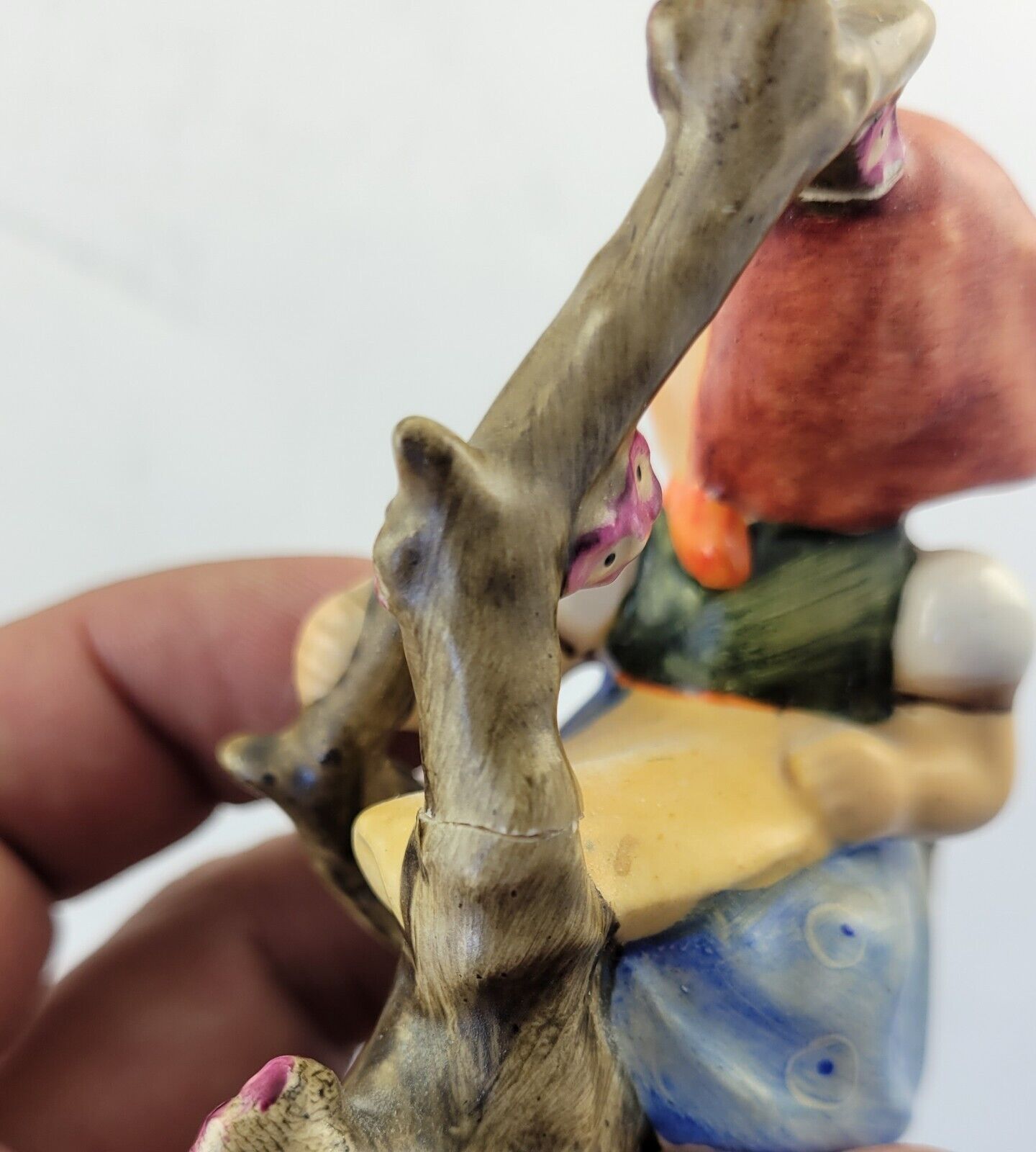 Goebel Hummel  W. Germany 3 7/8" Figurine  141 3/0 Apple Tree Girl Germany TMK-3