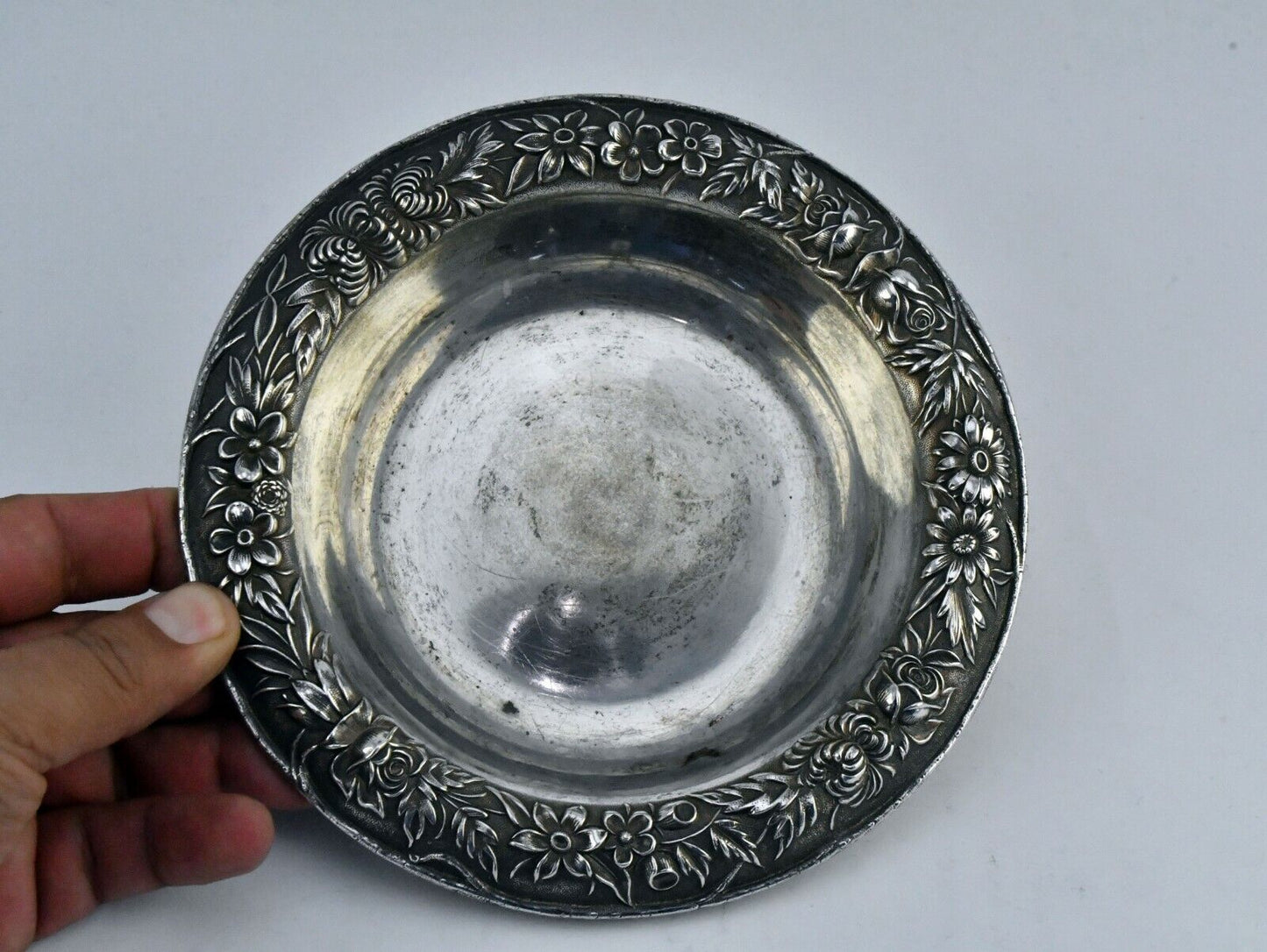 S. Kirk & Sons Repousse Sterling Silver 6 1/4" Compote Bon Bon Nut Dish 4.9 oz.