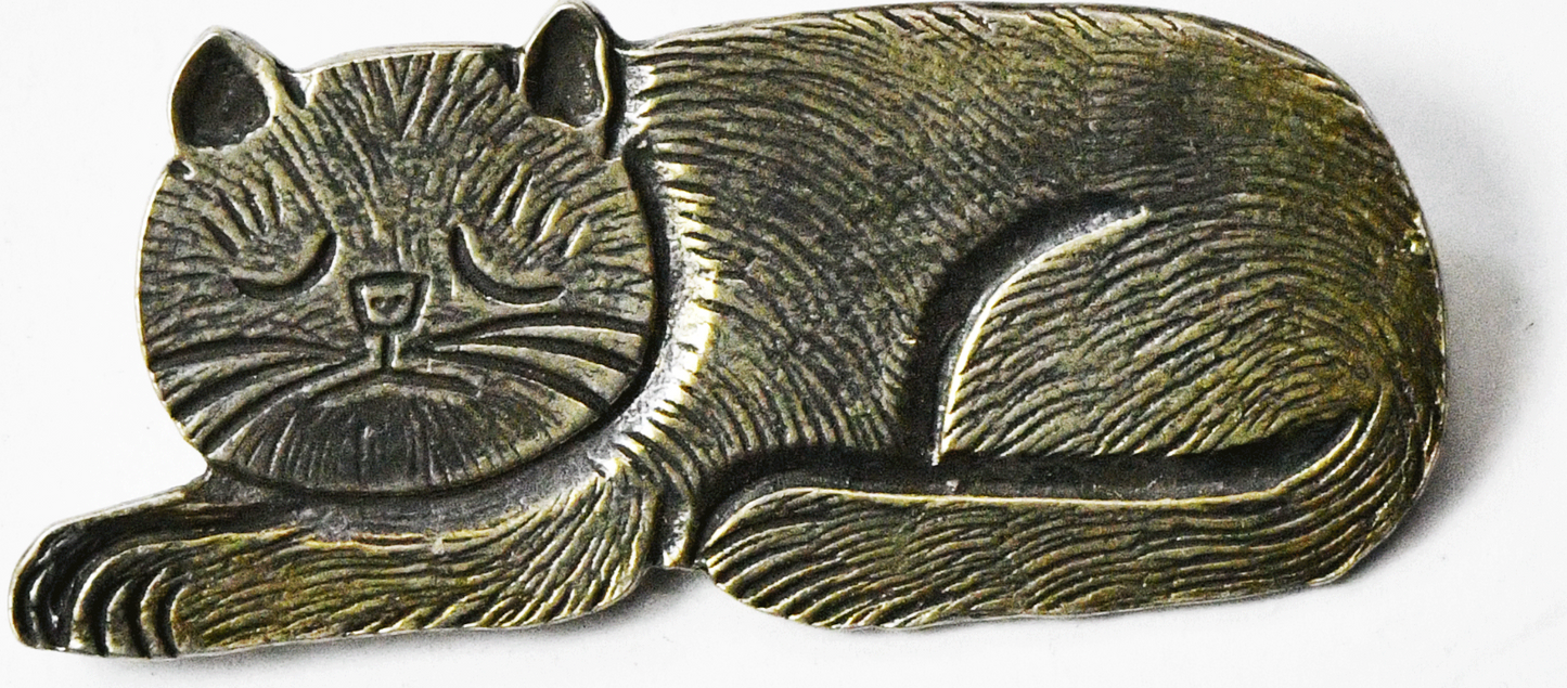 Sterling Silver Clarence Lee Sleeping Cat Brooch Pin 48mm x 20mm