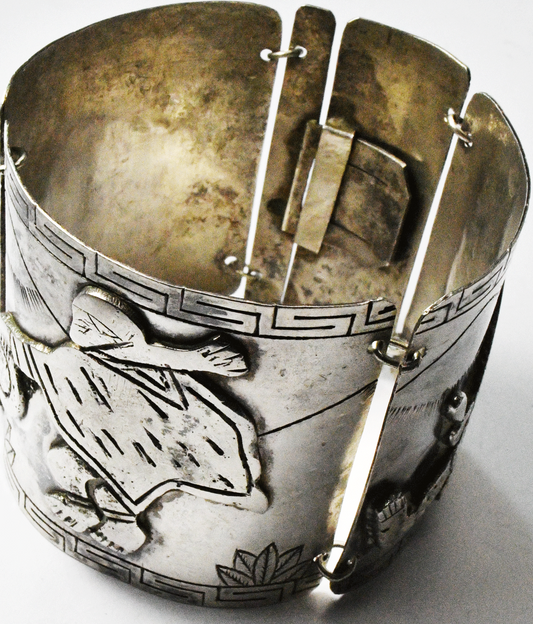 900 fine Silver Peru 50mm Wide Cuff Peru 7" Wrist Pipe Smoking Dancing