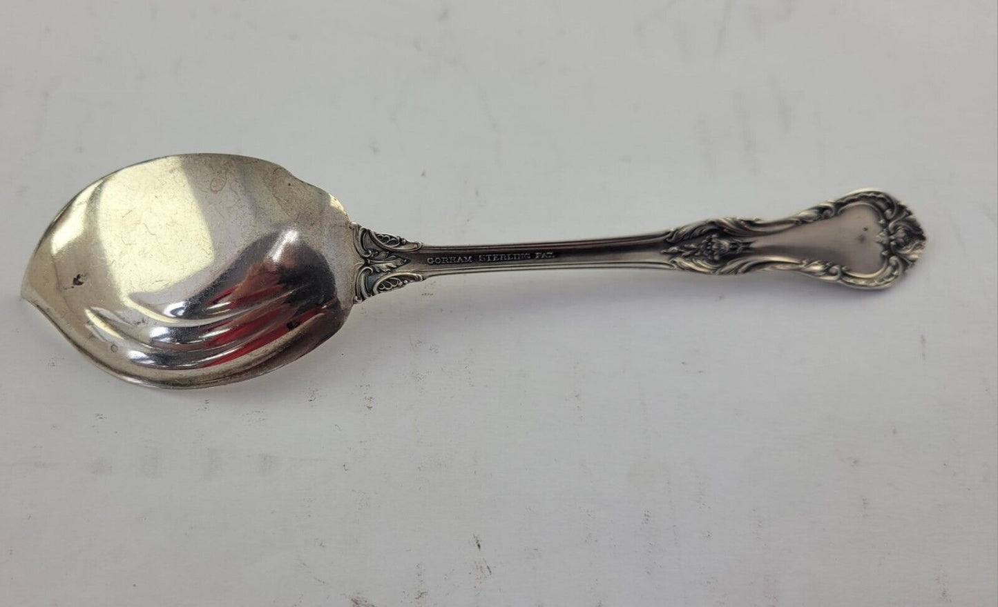King Edward by Gorham Sterling Silver 6 1/8" Solid Jelly Server 1oz.
