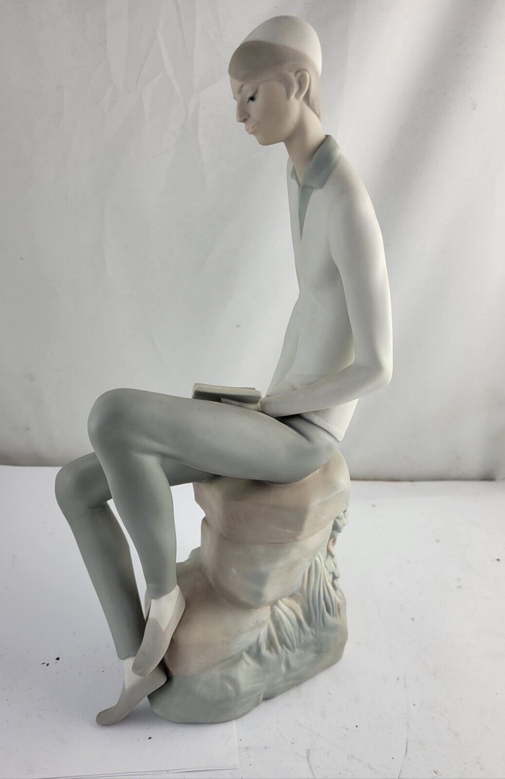 Lladro Hebrew Student Reading Porcelain Figurine 4684 Jewish Boy 11 1/2" Spain