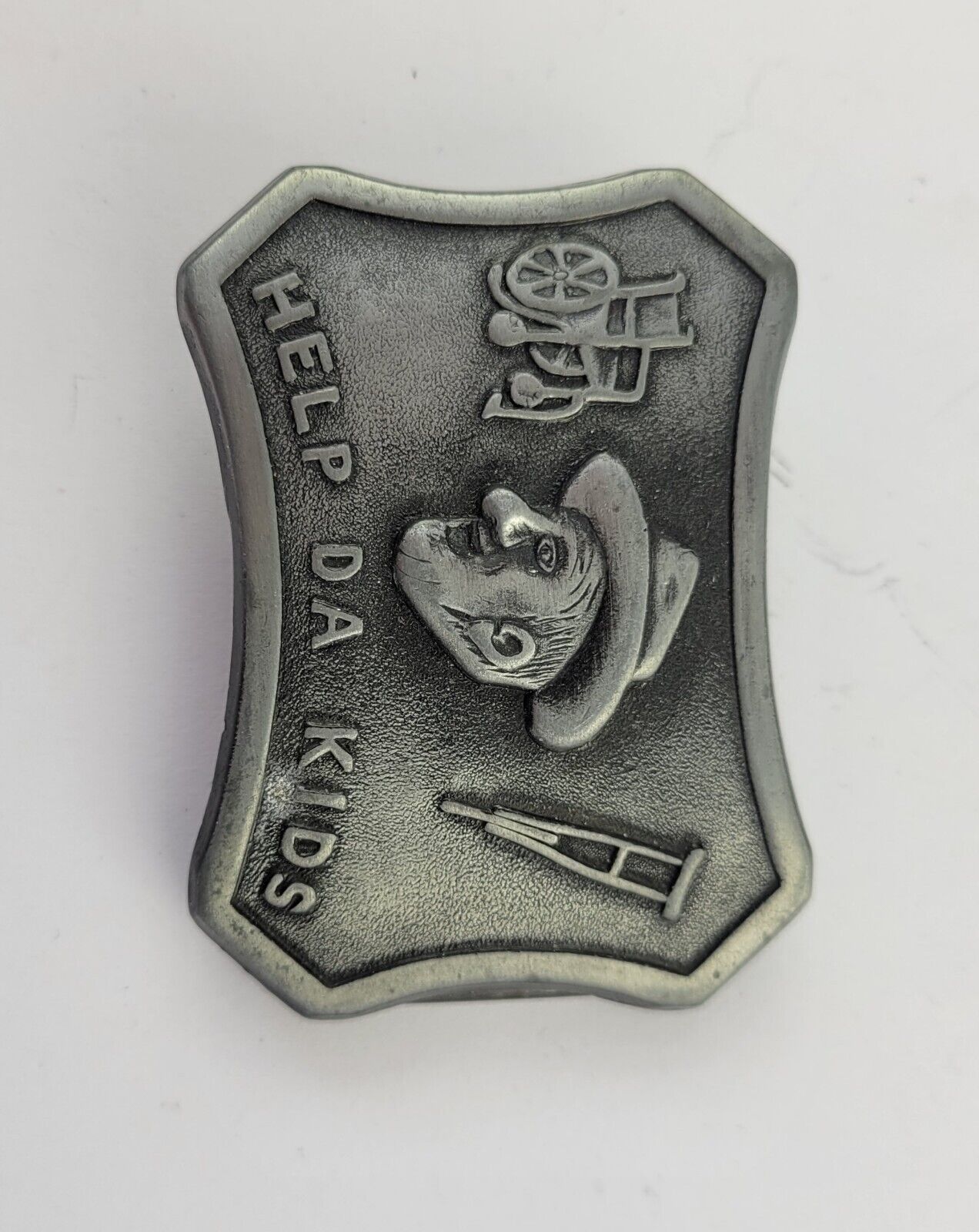 Jimmy Durante Help Da Kids Belt Buckle Regis Fabrication, Meriden, Conn. Vintage