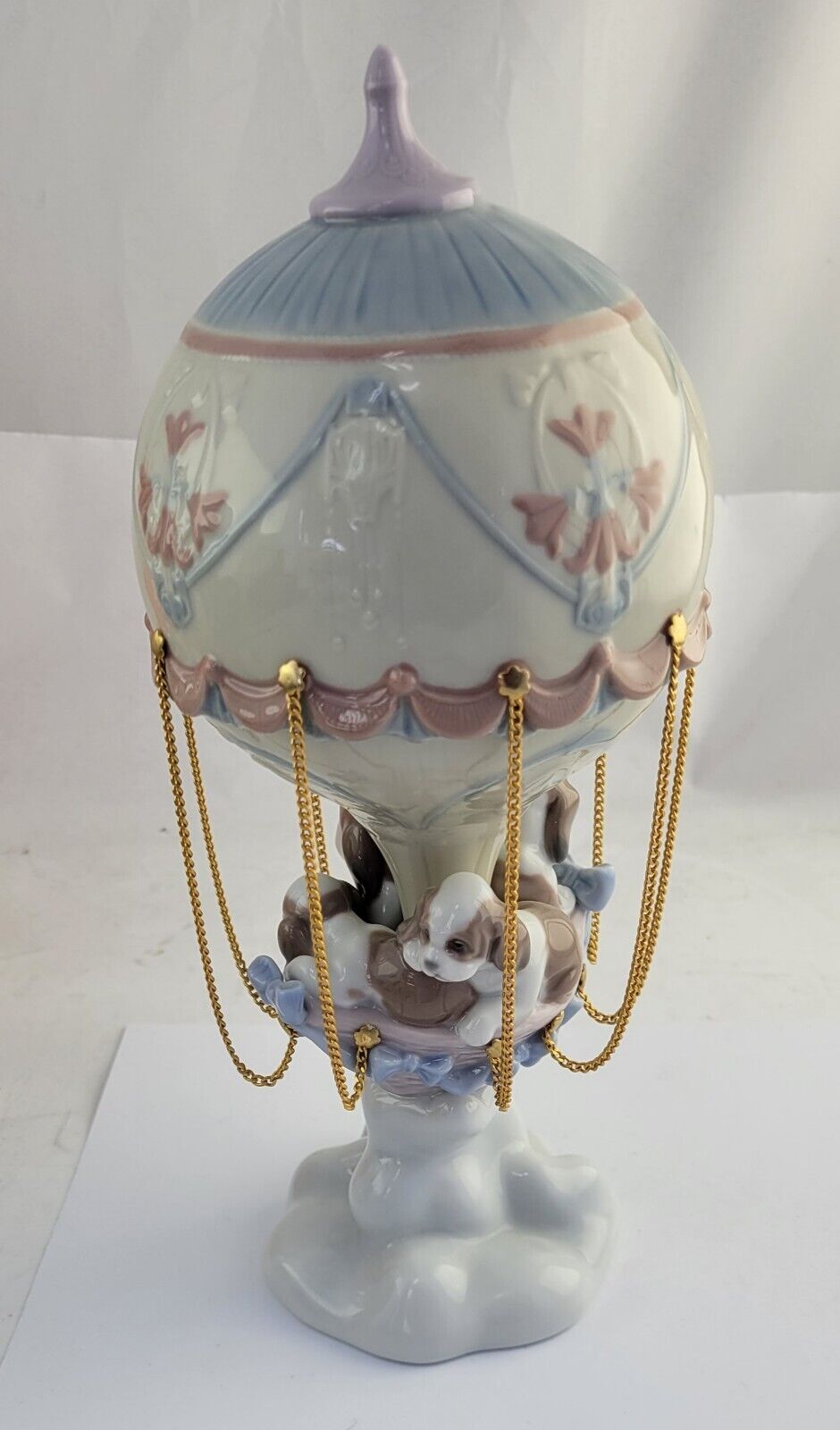 1997 Lladro #6524 “Up And Away” With Puppies Figurine Spain Hot Air Balloon