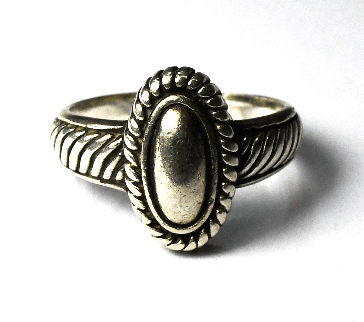 Sterling Silver Brighton Oval Cable Ring 16mm Band Size 9