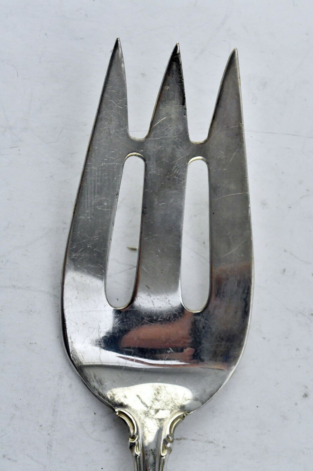 Legato by Towle Sterling Silver 9" Large Cold Meat Serving Fork 2.7 oz.