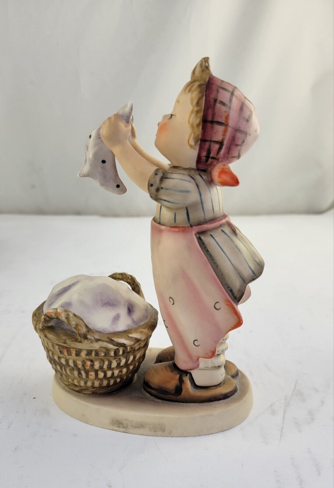Goebel Hummel Porcelain Girl Laundry “Wash Day” #321 Figurine - TMK 4 Germany